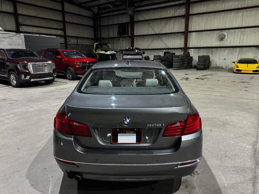 2014 BMW 528 i