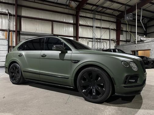 2017 Bentley Bentayga BASE