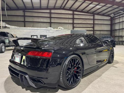 2017 Audi R8 5.2 quattro Plus