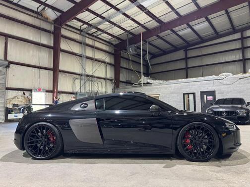 2017 Audi R8 5.2 quattro Plus