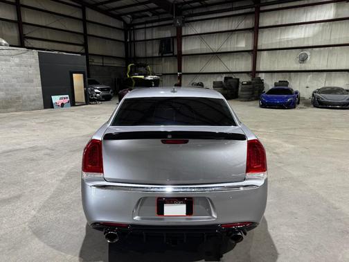2017 Chrysler 300 Limited