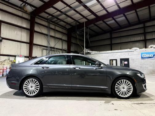 2017 Lincoln MKZ Reserve