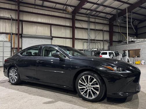 2021 Lexus ES 350 Base