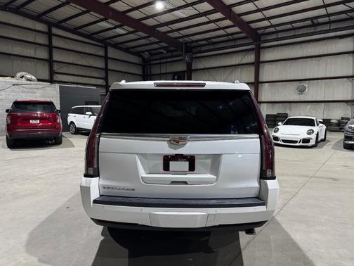 2017 Cadillac Escalade ESV Premium Luxury