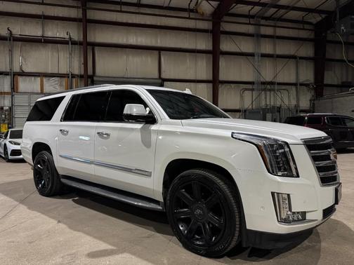 2017 Cadillac Escalade ESV Premium Luxury