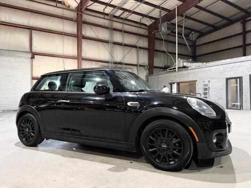 2019 MINI Hardtop Cooper