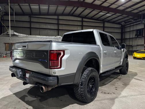 2017 Ford F-150 Raptor