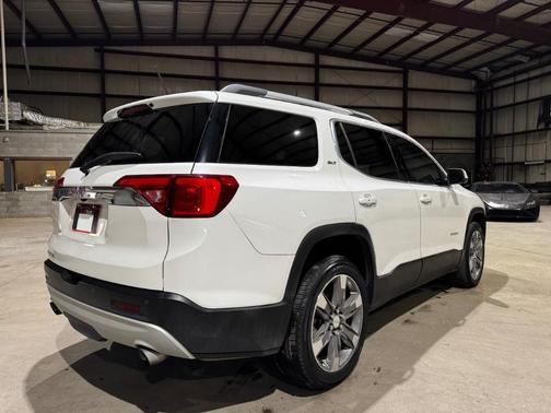 2017 GMC Acadia SLT-2