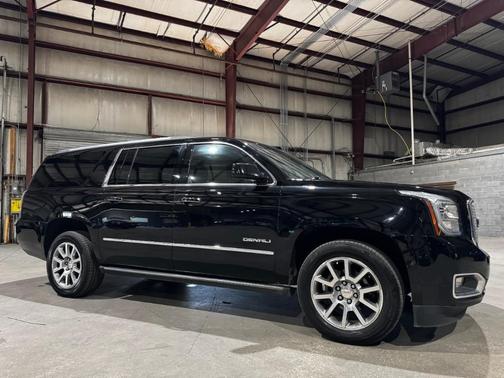 2017 GMC Yukon XL Denali