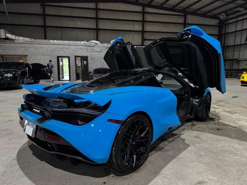 2018 McLaren 720S Luxury
