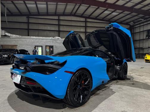 2018 McLaren 720S Luxury