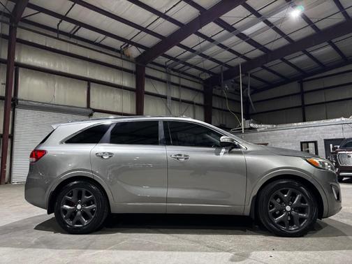 2016 Kia Sorento SX