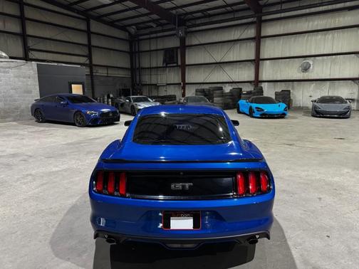 2017 Ford Mustang GT Premium