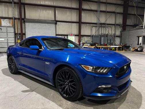 2017 Ford Mustang GT Premium