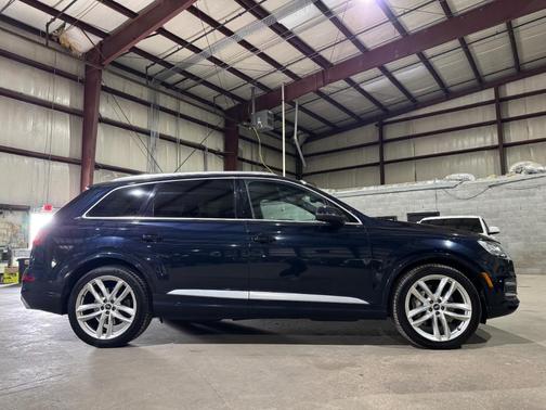 2017 Audi Q7 3.0T Prestige