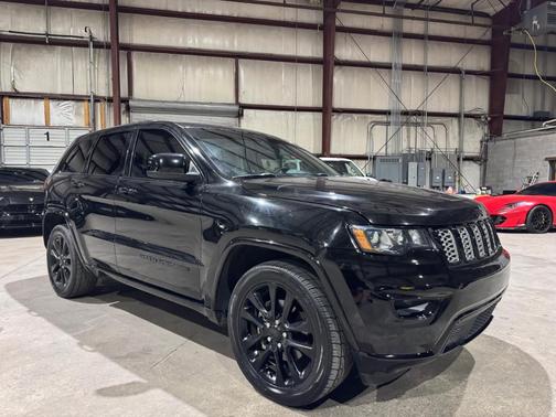 2019 Jeep Grand Cherokee Altitude