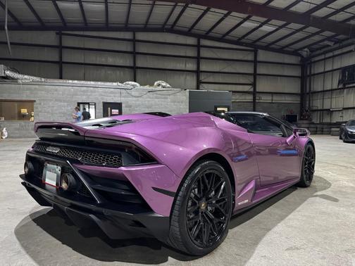 2022 Lamborghini Huracan EVO Base