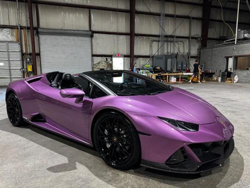 2022 Lamborghini Huracan EVO Base