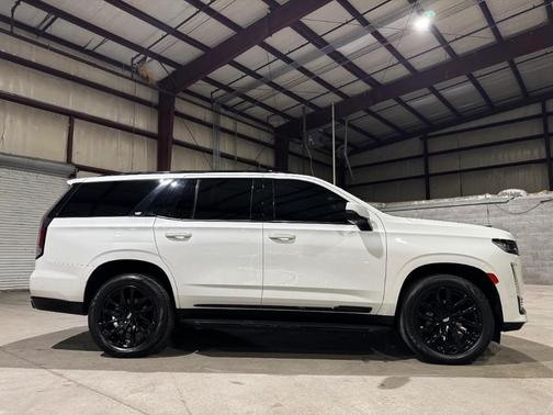 Crystal White Tri-Coat 2021 Cadillac Escalade Sport