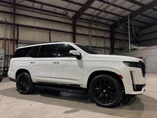 Crystal White Tri-Coat 2021 Cadillac Escalade Sport