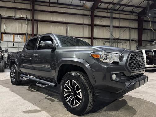 2020 Toyota Tacoma TRD Sport