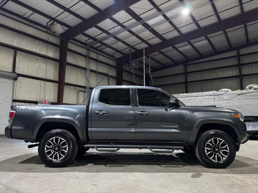 2020 Toyota Tacoma TRD Sport