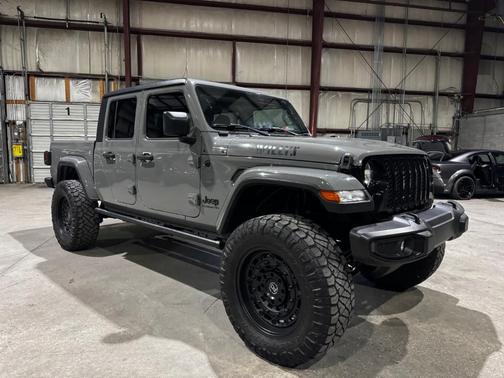 2022 Jeep Gladiator Sport