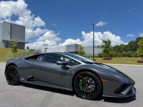 2021 Lamborghini Huracan EVO Base