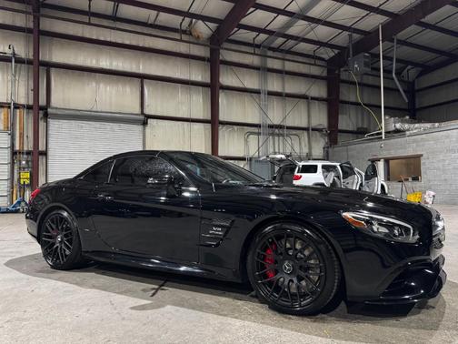 2017 Mercedes-Benz AMG SL 63 Base