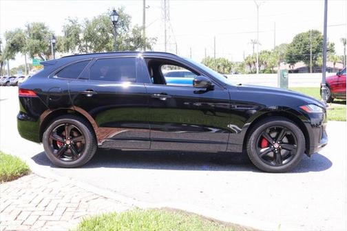 2019 Jaguar F-PACE S