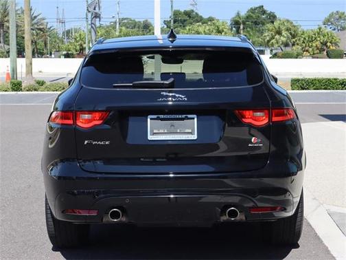 2019 Jaguar F-PACE S