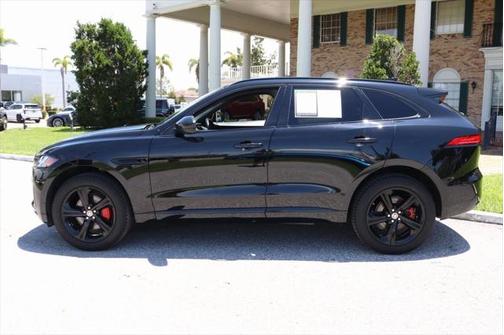 2019 Jaguar F-PACE S