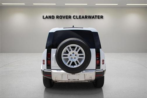 2025 Land Rover Defender 110 P400 S