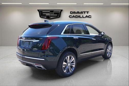 Emerald Lake Metallic 2026 Cadillac XT5 Premium Luxury