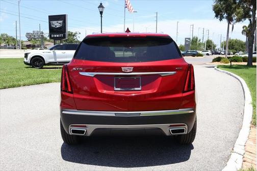 2025 Cadillac XT5 Premium Luxury