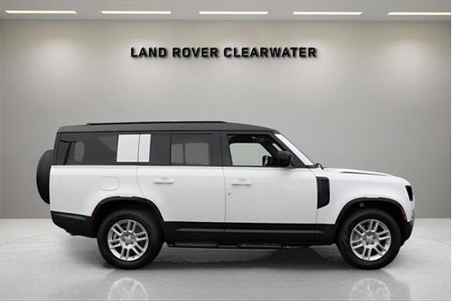 2025 Land Rover Defender 130 P400 S