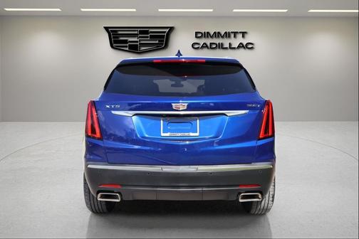 2023 Cadillac XT5 Luxury