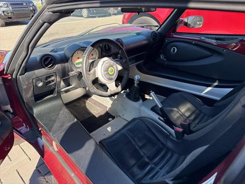 2005 Lotus Elise Base