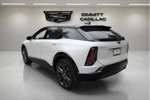 2025 Cadillac OPTIQ Sport 2 AWD