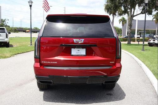2025 Cadillac Escalade Sport Platinum