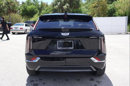 2025 Cadillac OPTIQ Luxury 1 AWD