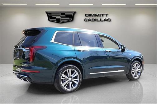 2025 Cadillac XT6 Premium Luxury FWD