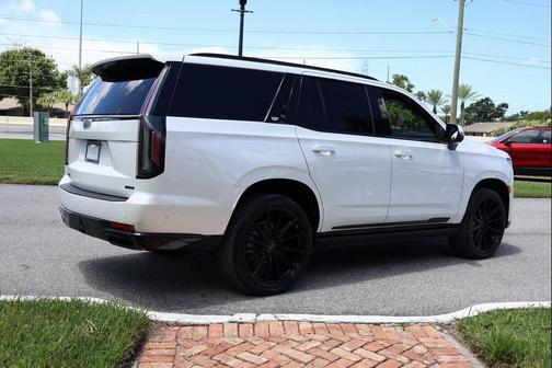 2022 Cadillac Escalade Sport