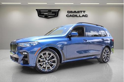 2022 BMW X7 M50i