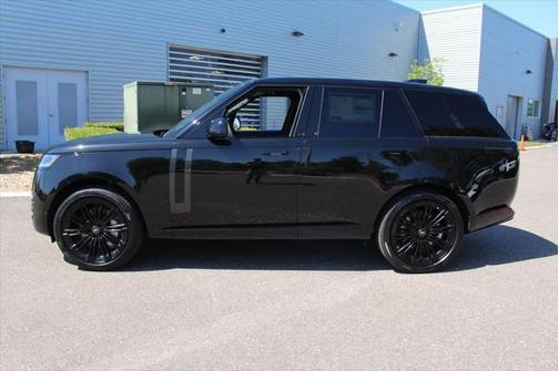 2025 Land Rover Range Rover P530 SE