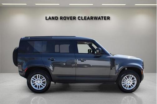 2025 Land Rover Defender 110 P300
