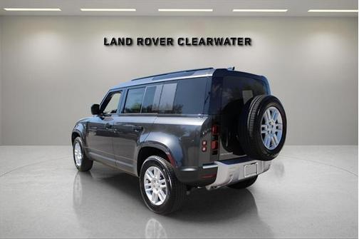 2025 Land Rover Defender 110 P300