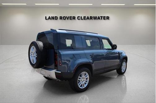 2025 Land Rover Defender 110 P400 S