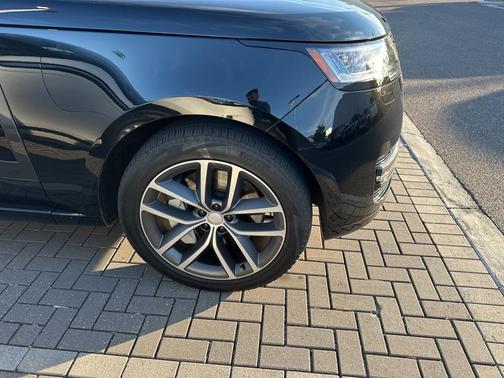 2025 Land Rover Range Rover P550e SE