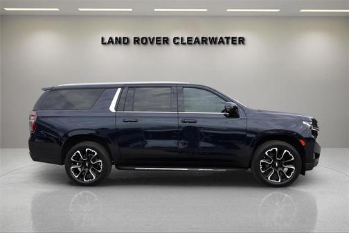 2022 Chevrolet Suburban LT